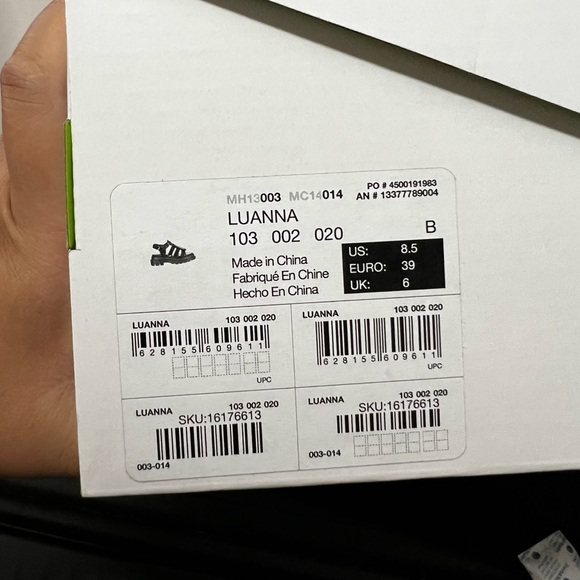 Brand New_ Call It Spring black platform sandals with clear plastic straps_8.5 - Picture 5 of 5